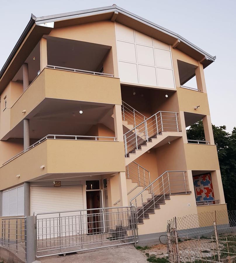 Tufio Apartmani Ulcinj Exterior foto